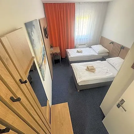Hotel Remy 2*