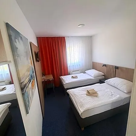 Remy Hotel 2*