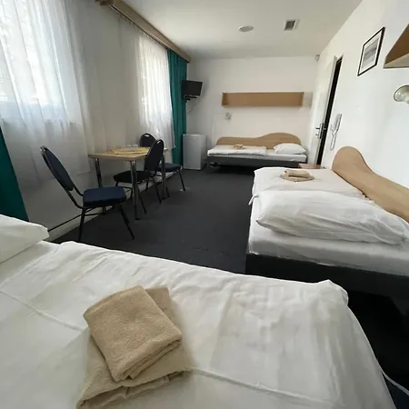 Remy Hotel